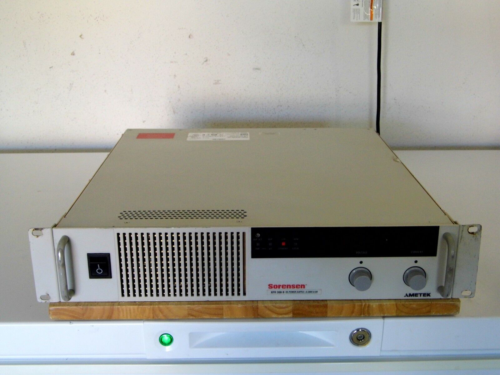 Xantrex XFR300-9 w/GPIB DC programmable power supply Xantrex XFR300-9 w/GPIB DC programmable power supply